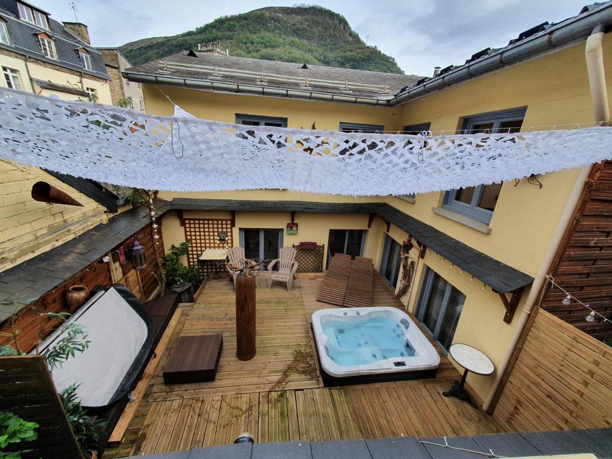 Bagnères-de-Luchon ル パティオ ド リュション Bed & Breakfast エクステリア 写真